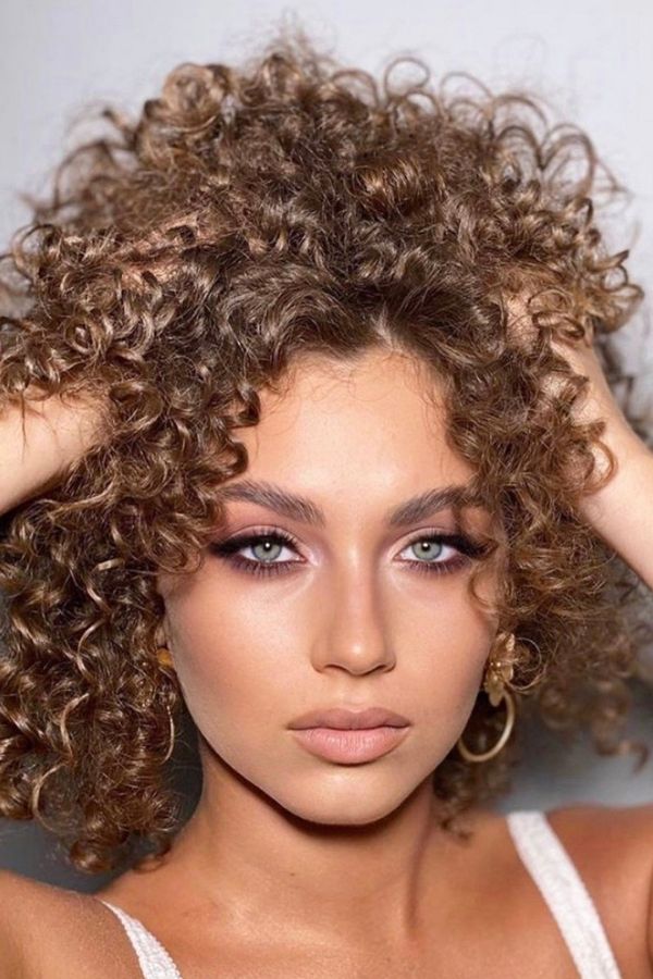 How to protect your hair from the sun?