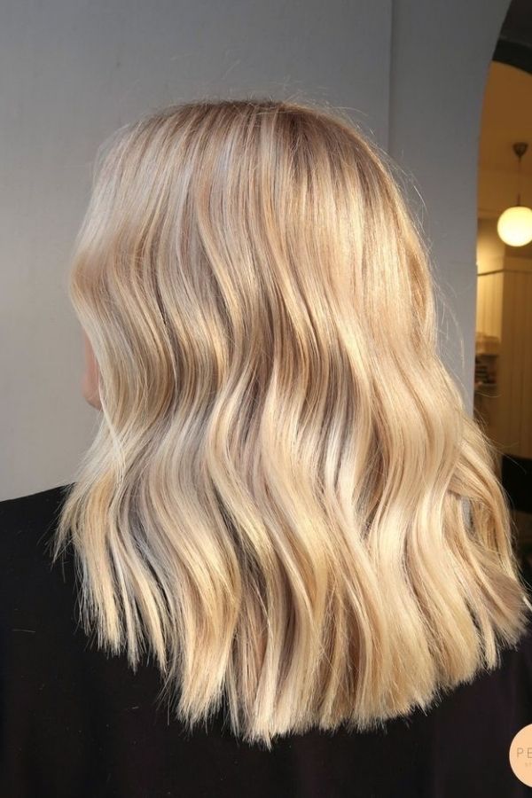 How to keep healthy hair shine for beauties who live by the ocean