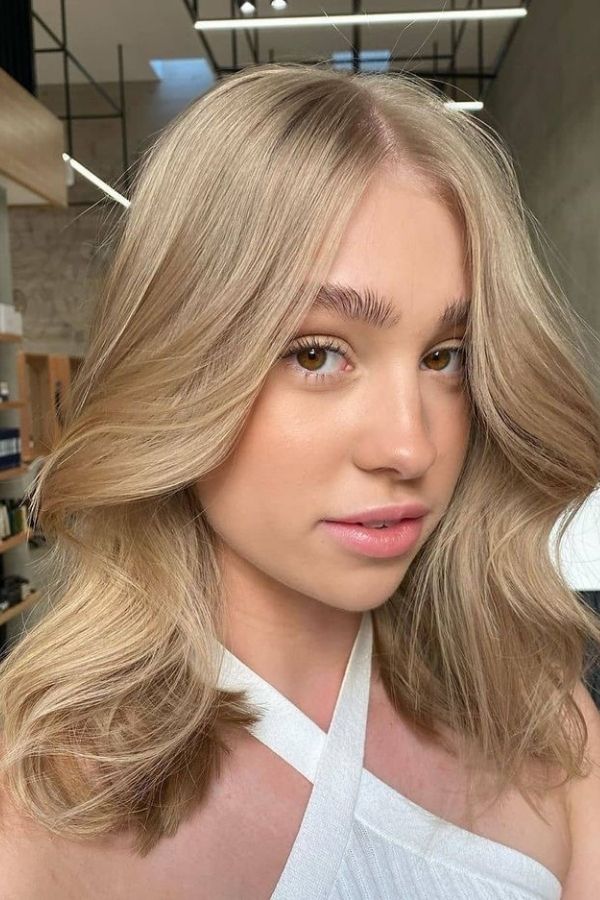 Trendy shades of blonde 2022