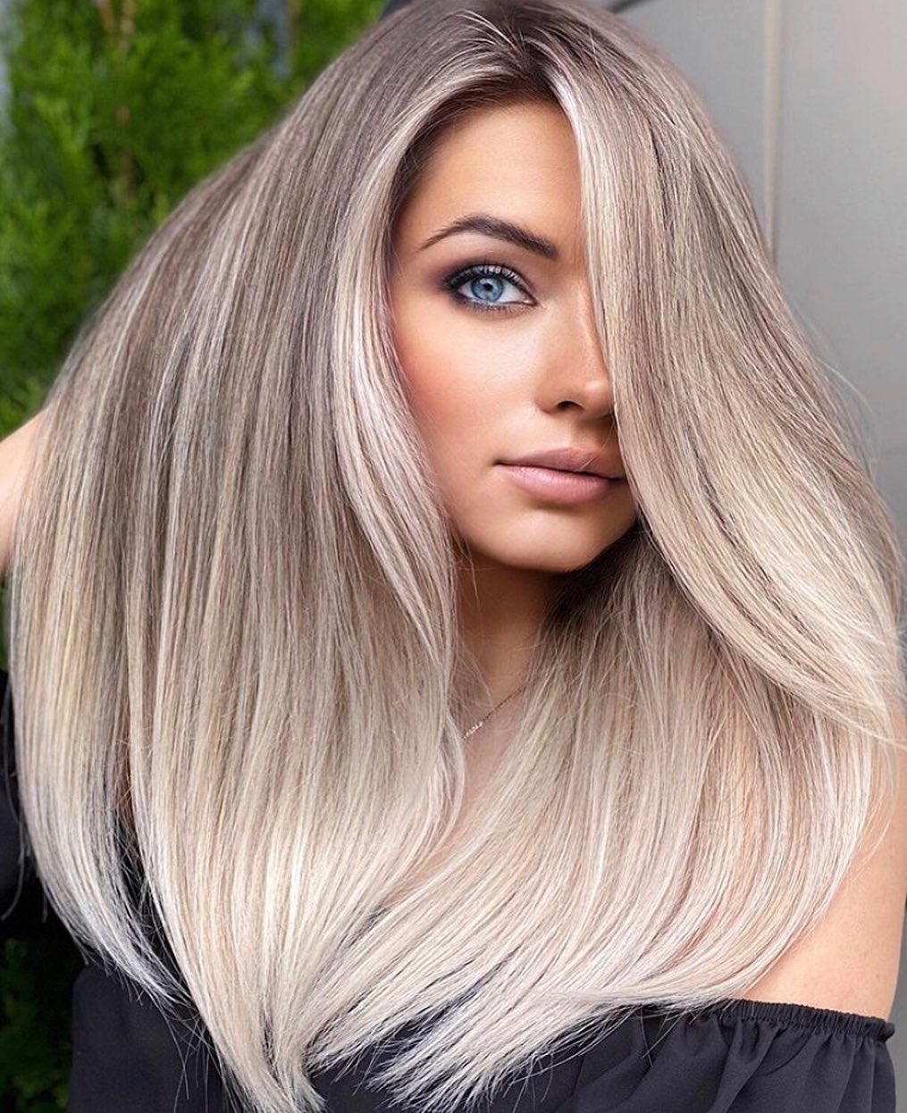 5 ways to style your hair on the beach