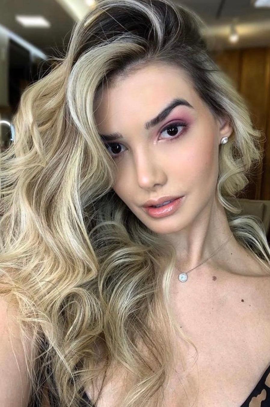 Balayage and highlighting: what’s the difference?