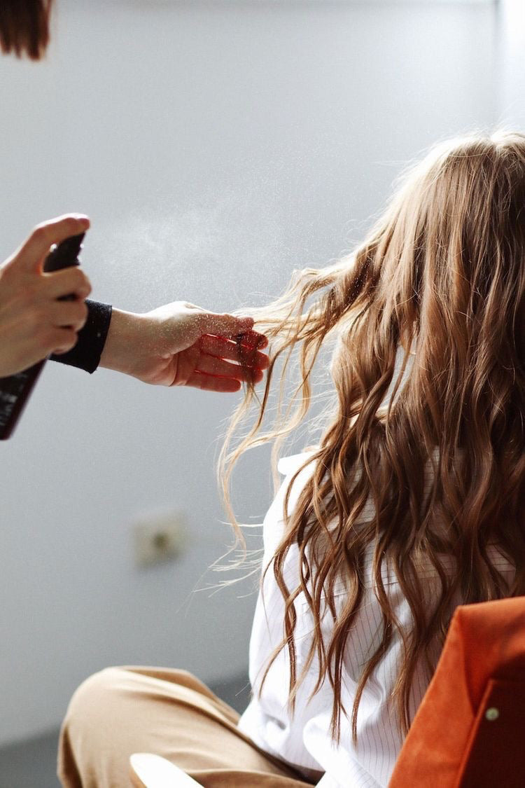 How to prevent your hair color from fading after hair dyeing?