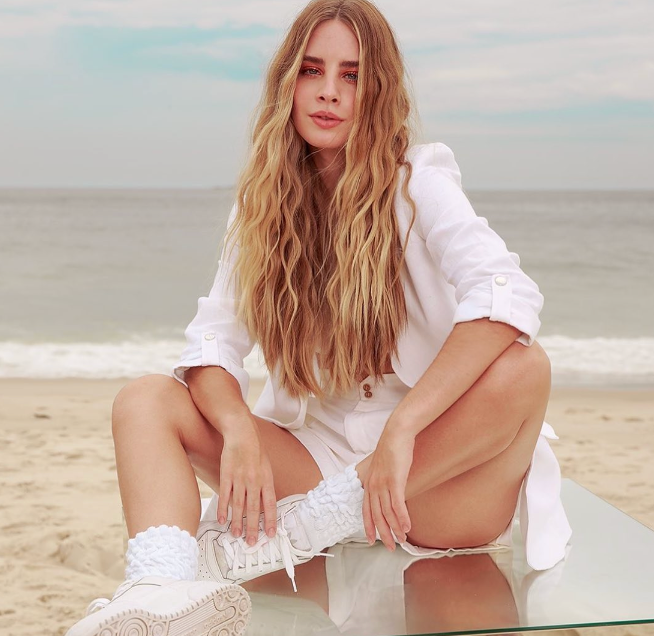 Beach Hair Essentials: Miniature Products from BRAE for Effortless Summer Styling